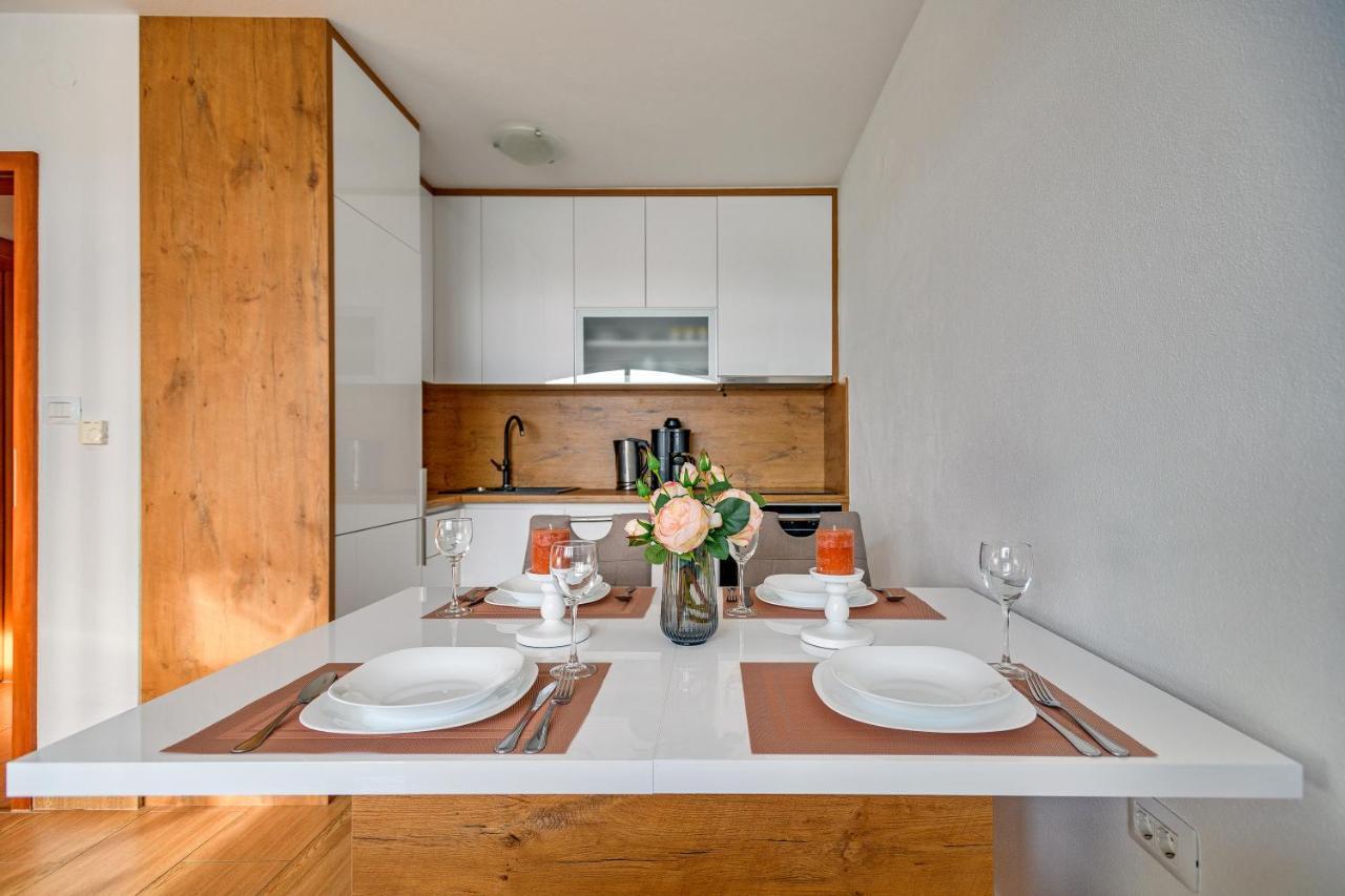 Comfort In Peaceful Area - With Garden Appartement