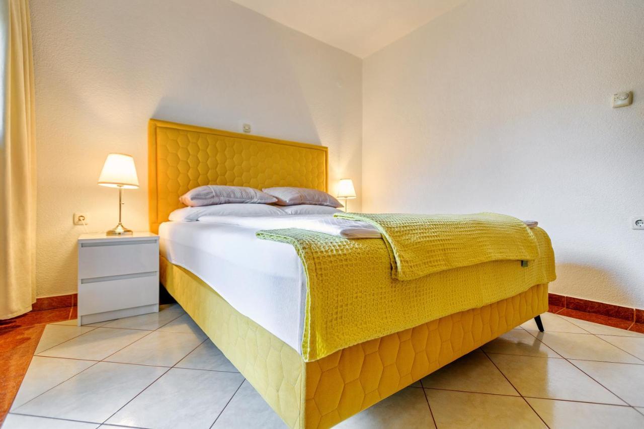 Comfort In Peaceful Area - With Garden Appartement