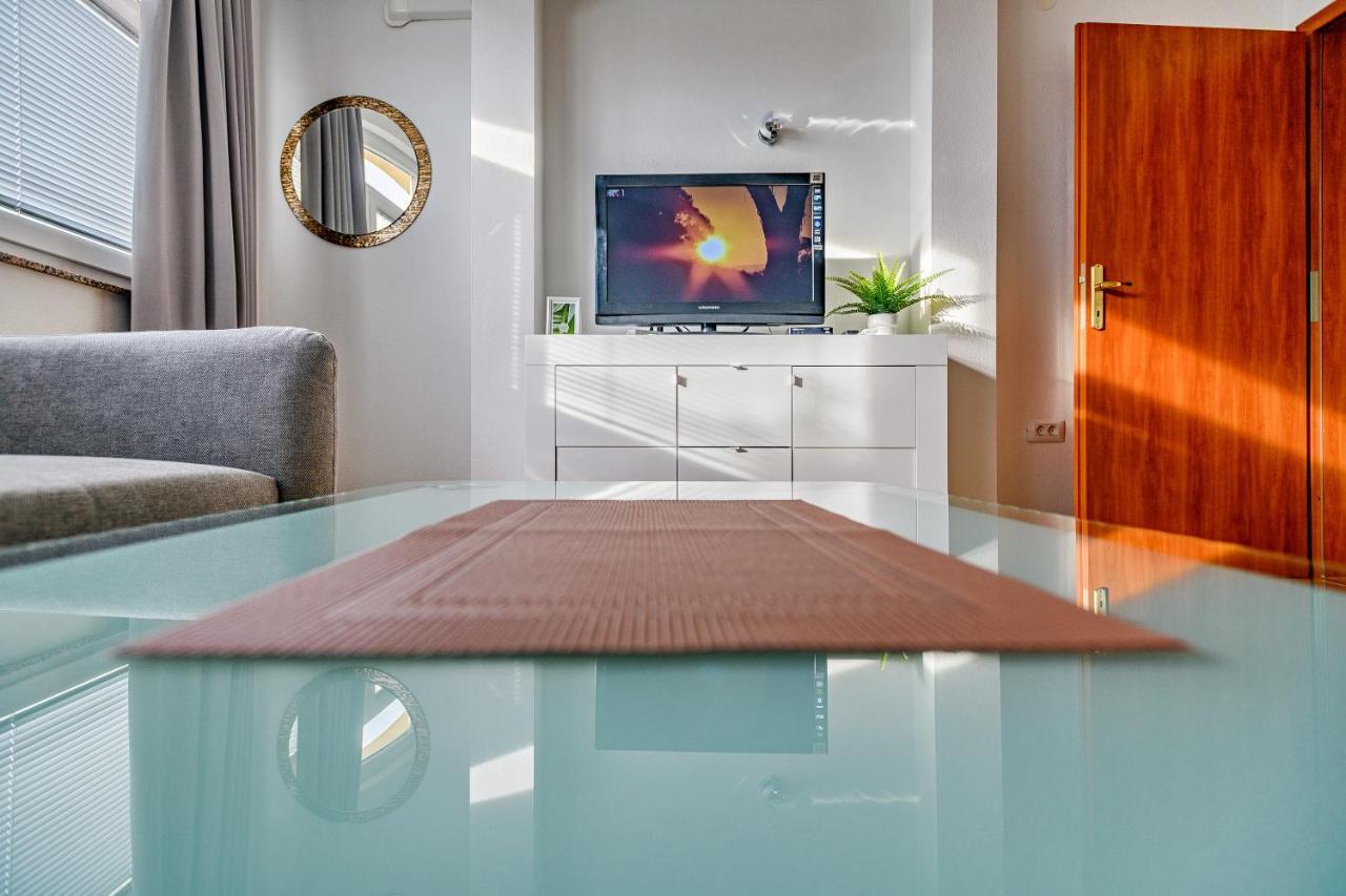 Comfort In Peaceful Area - With Garden Appartement