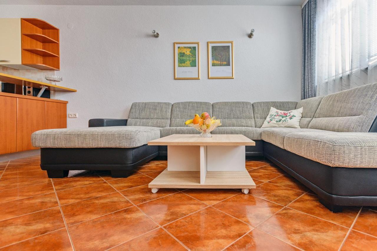 Apartmán Comfort In Peaceful Area - With Garden *